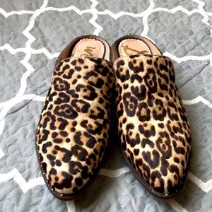 Leopard skin mules